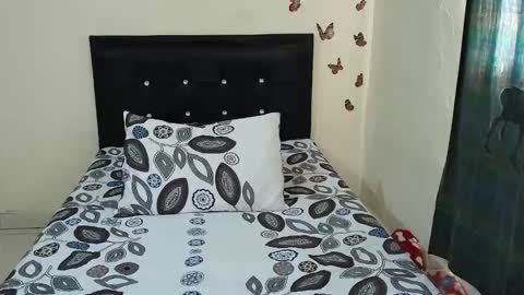 _victoriia_971 online show from February 2026 01:59:01 PM