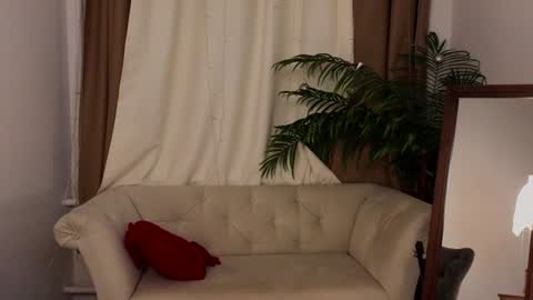 Violet online show from January 2025 02:30:02 AM