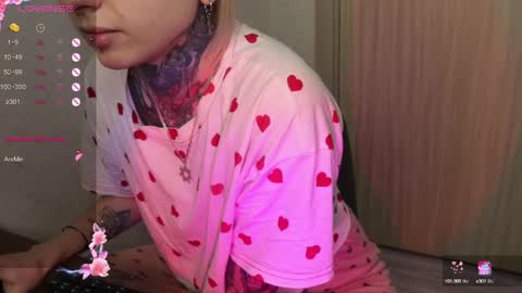 Snapshot of _viv1an_ chatting on January 2025 04:41:01 PM Alis online show from January 2025 04:41:01 PM