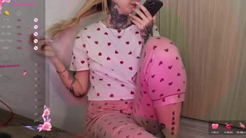 Snapshot of _viv1an_ chatting on January 2025 05:34:01 PM Alis online show from January 2025 05:34:01 PM