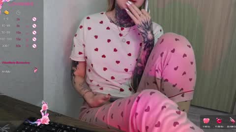 Snapshot of _viv1an_ chatting on February 2025 06:34:02 AM Alis online show from February 2025 06:34:02 AM