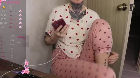 Snapshot of _viv1an_ chatting on March 2025 06:33:02 AM Alis online show from March 2025 06:33:02 AM