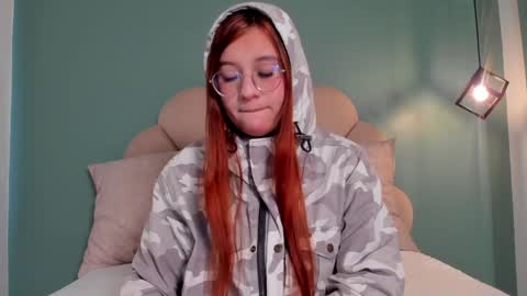 Snapshot of _vix555_ chatting on December 2024 12:27:01 PM Vix online show from December 2024 12:27:01 PM