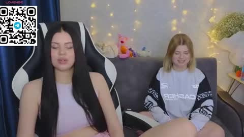 Fiona and Wayne online show from March 2026 04:36:01 PM