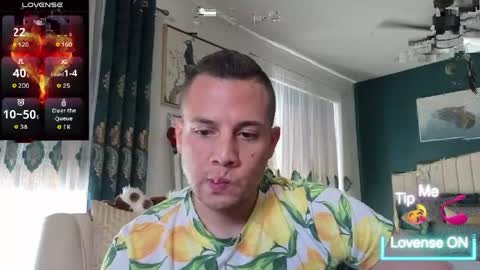 Snapshot of _xsebxx chatting on May 2026 05:21:02 PM Sebastian online show from May 2026 05:21:02 PM