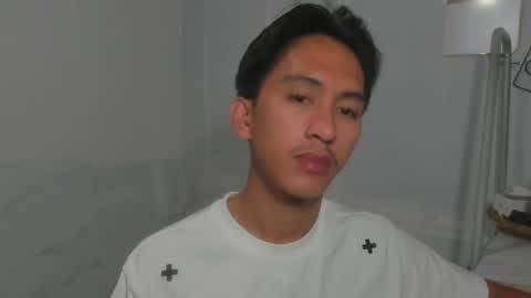 Andrei online show from November 2025 12:07:01 PM