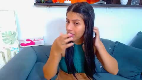 Snapshot of _xxxlittlegirl chatting on March 2025 12:15:01 PM ZARA online show from March 2025 12:15:01 PM