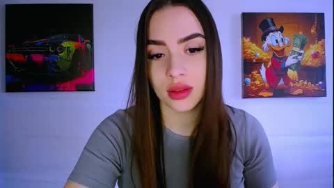 Alisa online show from October 2025 11:55:02 AM