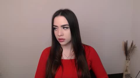 Alisa online show from November 2025 12:49:02 PM