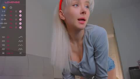 Tessa -  online show from December 2024 11:54:02 AM