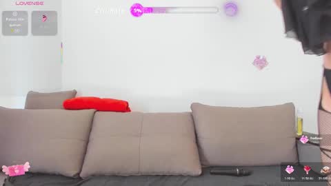 Snapshot of _yourpleasure_ chatting on October 2025 10:45:01 AM Candice and Mark online show from October 2025 10:45:01 AM