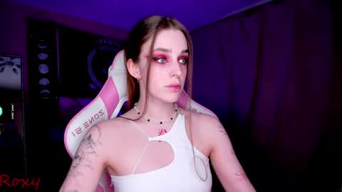 Snapshot of _yourwetdreams_ chatting on February 2025 09:59:01 PM Roxy online show from February 2025 09:59:01 PM