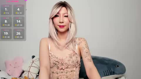 Snapshot of _yuriko chatting on June 2026 10:27:02 PM Mia online show from June 2026 10:27:02 PM