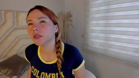 Zoe  online show from June 2026 12:36:02 PM