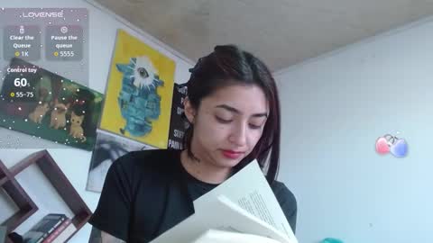 Zoe  online show from February 2026 04:46:01 PM