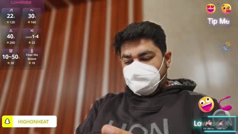 Sleepy owl online show from December 2025 07:13:02 AM