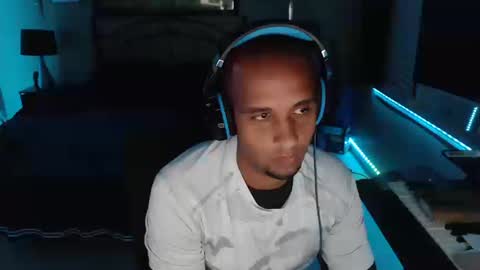 a4orce online show from October 2025 03:51:02 AM