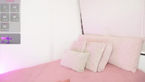 Alexandra  online show from November 2025 09:31:02 AM