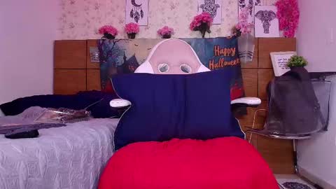 Snapshot of a_aisha chatting on October 2025 11:52:01 AM Aisha online show from October 2025 11:52:01 AM