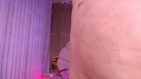 Aisha online show from April 2026 12:00:02 PM