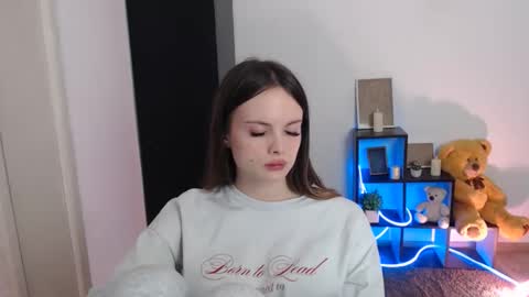 a_ariella_ online show from October 2025 07:05:02 AM