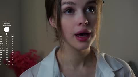 Lina online show from February 2025 03:05:01 PM