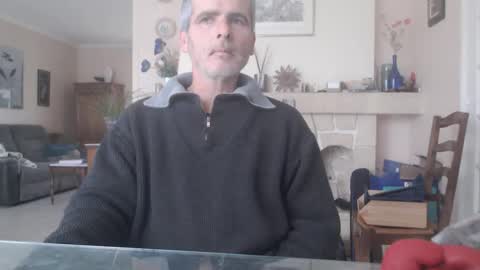 Snapshot of aalex1717 chatting on November 2025 08:03:01 AM Aalex1717 online show from November 2025 08:03:01 AM