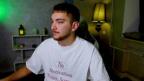 Snapshot of aalexxxxxx chatting on December 2024 06:03:02 AM Alex online show from December 2024 06:03:02 AM