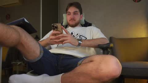 Snapshot of aalexxxxxx chatting on November 2025 08:17:02 AM Alex online show from November 2025 08:17:02 AM