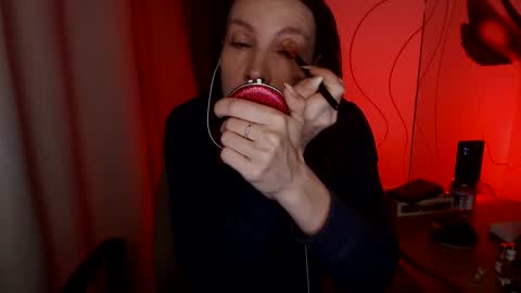 Katie online show from January 2025 02:19:01 AM