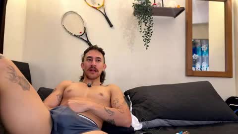 aaron_wheel online show from May 2026 05:12:02 PM