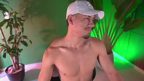 AARON  online show from April 2026 03:53:01 PM