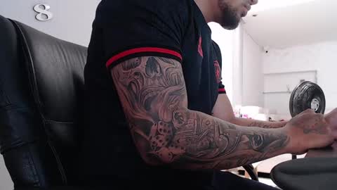 ig aaron hunter123 online show from February 2025 06:22:01 PM