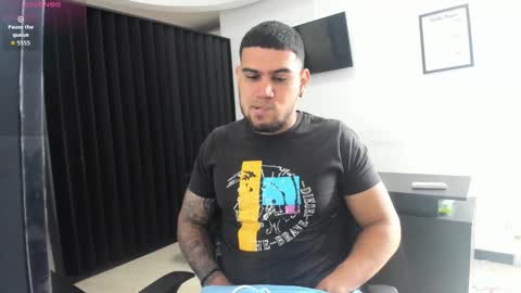 ig aaron hunter123 online show from March 2026 04:44:02 PM