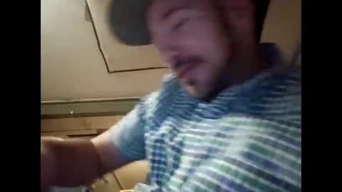 aaronshere888888 online show from March 2026 09:35:01 AM