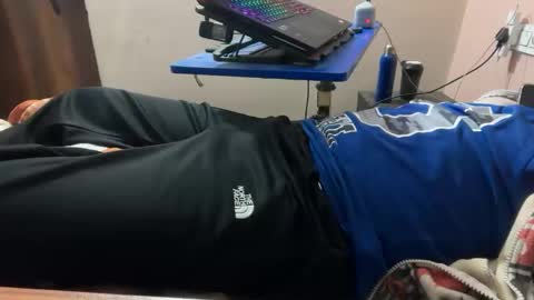 aaryan_sexoo online show from November 2025 06:41:02 PM