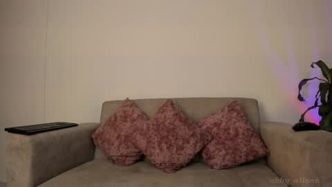 Abbey  IG abby allenn  04 December Online at  I will be on vacation dont forget me  See you soon   online show from October 2025 11:29:02 PM