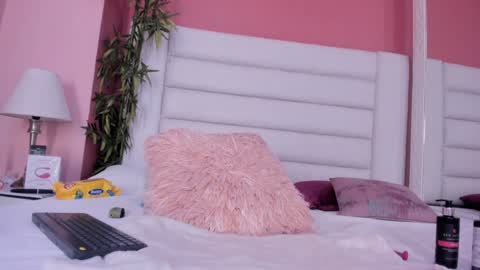 abbey_walker online show from December 2024 11:04:02 AM