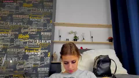 abbieraye online show from September 2025 04:45:02 AM