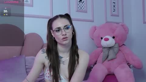 Snapshot of abby__white chatting on January 2025 08:09:01 PM Abby online show from January 2025 08:09:01 PM