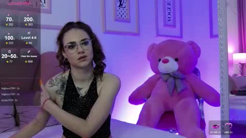 Snapshot of abby__white chatting on January 2025 08:45:01 PM Abby online show from January 2025 08:45:01 PM