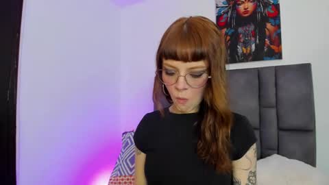 Snapshot of abby_jones2 chatting on October 2025 04:20:02 AM abby jones online show from October 2025 04:20:02 AM