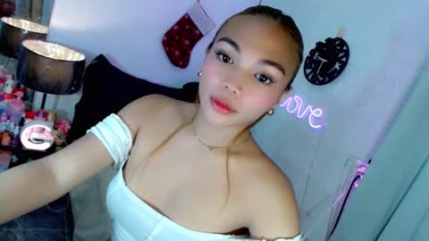 abby_luxpinay online show from December 2025 08:38:02 PM