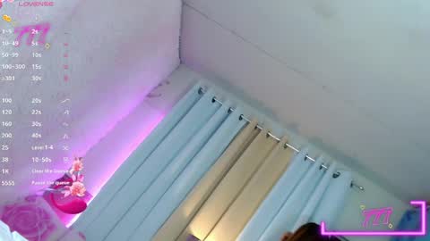 abby_luxpinay online show from April 2026 09:52:01 PM