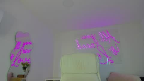 Snapshot of abby_me chatting on December 2024 11:54:02 AM A B B Y online show from December 2024 11:54:02 AM