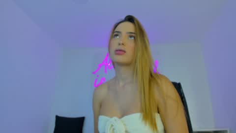 Snapshot of abby_me chatting on January 2025 11:43:02 AM A B B Y online show from January 2025 11:43:02 AM