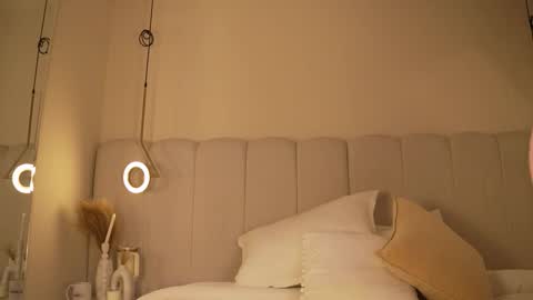 Snapshot of abby_me chatting on March 2026 11:49:01 AM A B B Y online show from March 2026 11:49:01 AM