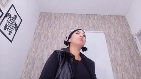 Abby online show from October 2025 07:12:02 PM