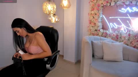 Snapshot of abbydalton chatting on March 2025 11:48:01 AM Abby Dalton online show from March 2025 11:48:01 AM