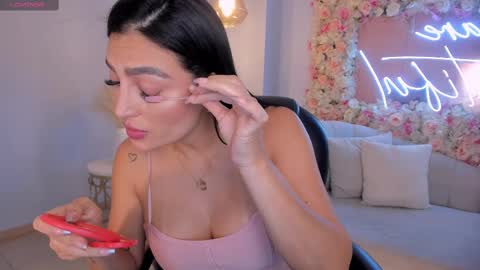 Snapshot of abbydalton chatting on March 2025 05:54:01 PM Abby Dalton online show from March 2025 05:54:01 PM